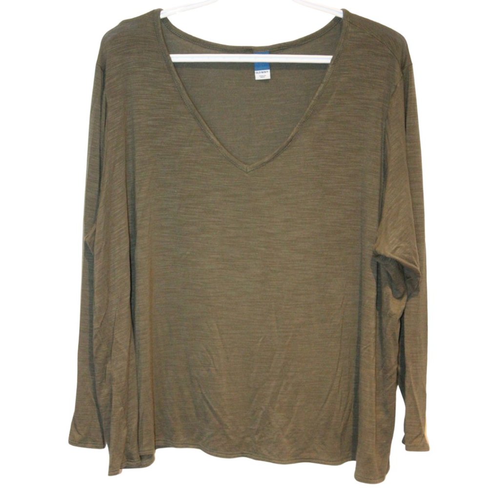 3/$20 🏷 Old Navy Luxe Top Size 2XL